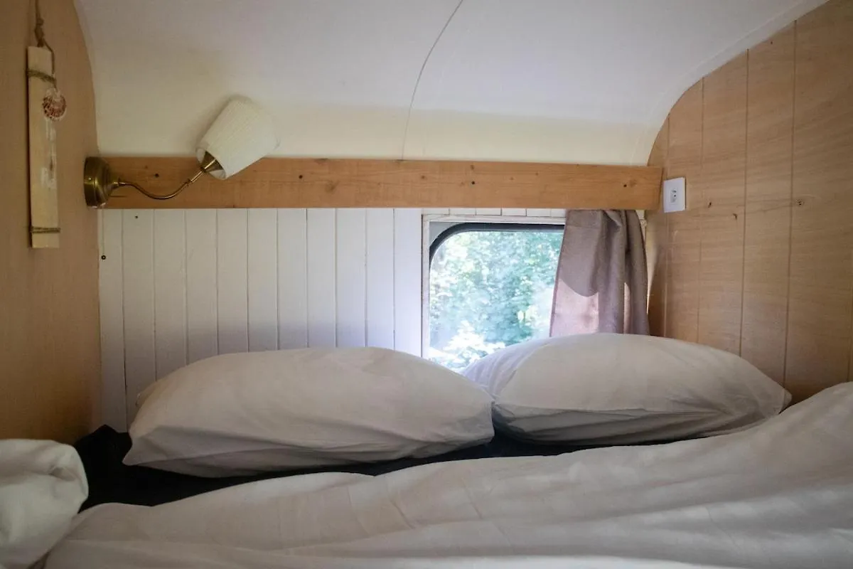 Pep'Air Bus Saviem S45 Apartment Caussols France