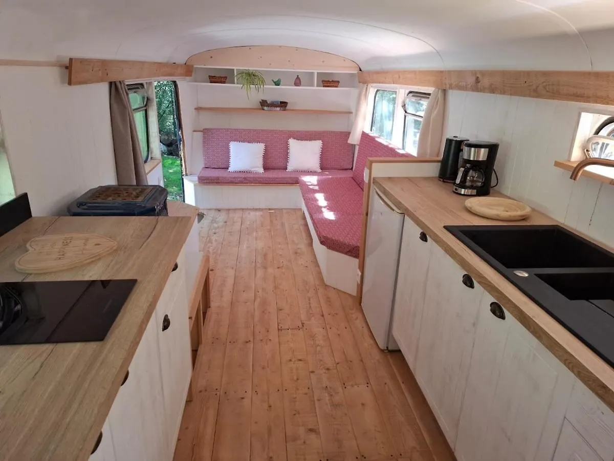 Pep'Air Bus Saviem S45 Apartment Caussols